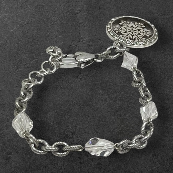 Brighton Silvertone Clear Crystal Beads And Snowflake Charm Chain Bracelet 0795 - Picture 5 of 8